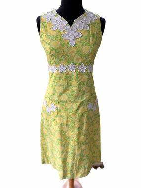 Vintage 1960s The Lilly Pulitzer Yellow Green Floral Lace Trim Shift Dress Sz 6